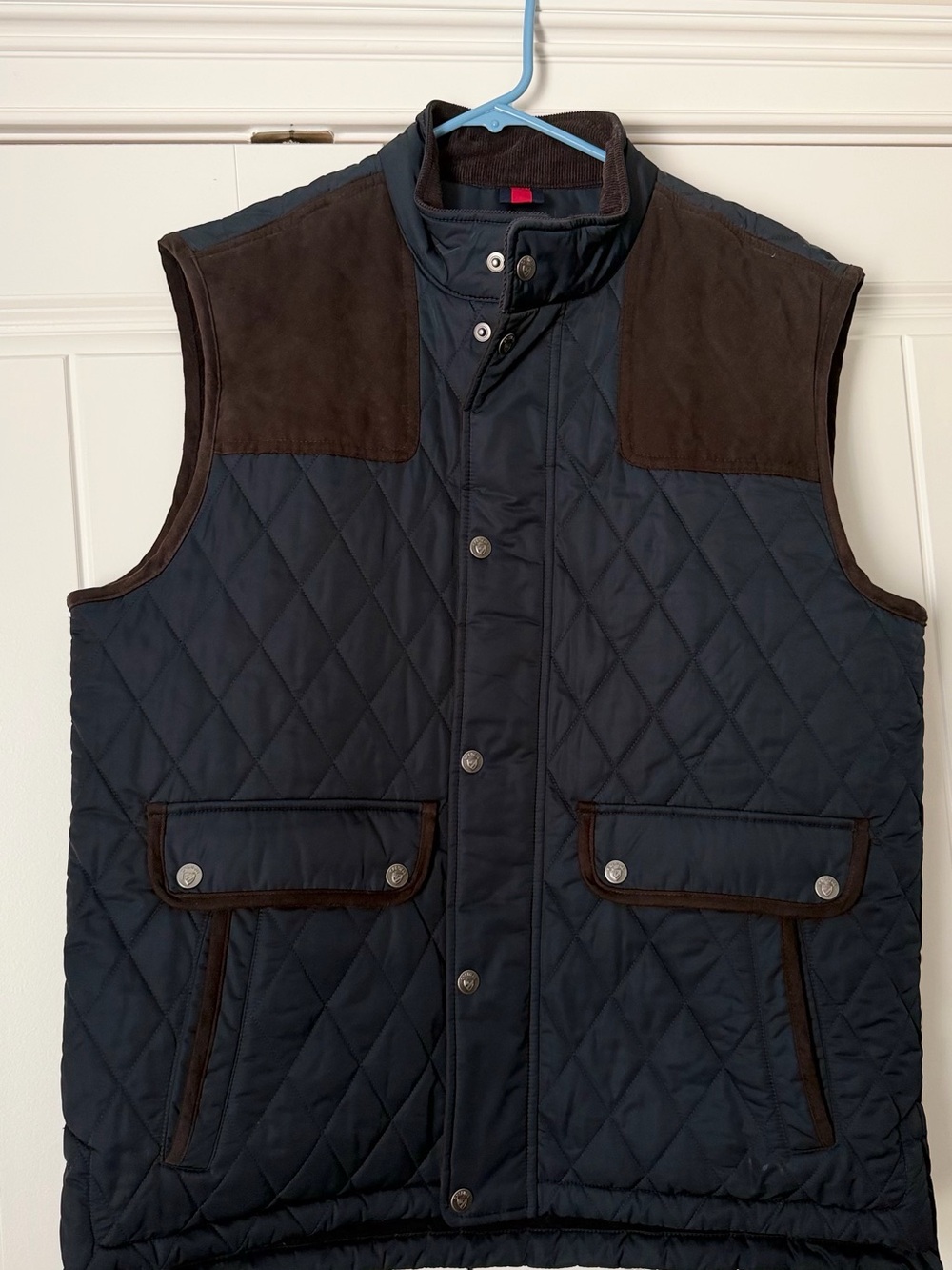 Daniel Cremieux Quilted Navy Vest with Brown Trim